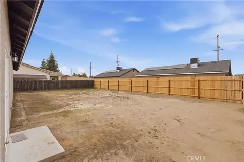 Exterior - 3446 E Grove Ave, Visalia, CA 93292 photo 8 of 8