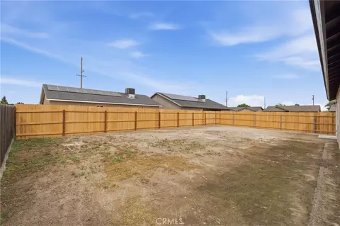 Exterior - 3446 E Grove Ave, Visalia, CA 93292 photo 7 of 8