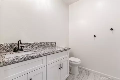 Bath - 3441 E Douglas Ave, Visalia, CA 93292 photo 3 of 4