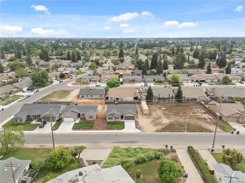 View/Area - 3441 E Douglas Ave, Visalia, CA 93292 photo 5 of 10
