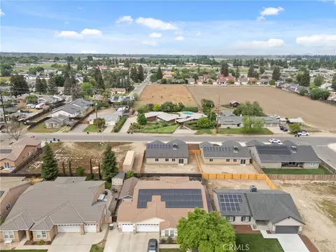 View/Area - 3441 E Douglas Ave, Visalia, CA 93292 photo 6 of 10