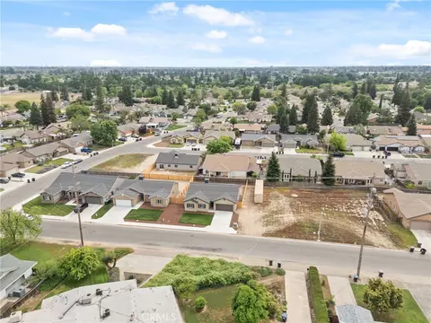 View/Area - 3441 E Douglas Ave, Visalia, CA 93292 photo 9 of 10