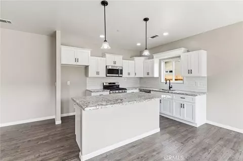 Kitchen - 3441 E Douglas Ave, Visalia, CA 93292 photo 2 of 2