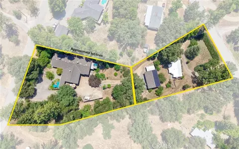 View/Area - 39670 Highview, Oakhurst, CA 93644 photo 2 of 5