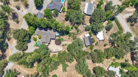 View/Area - 39670 Highview, Oakhurst, CA 93644 photo 4 of 5