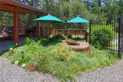 Exterior - 39670 Highview, Oakhurst, CA 93644 photo 10 of 20