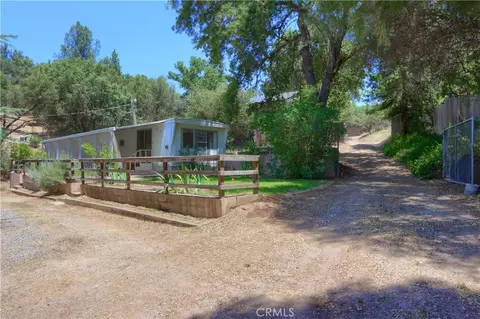 Exterior - 39670 Highview, Oakhurst, CA 93644 photo 19 of 20