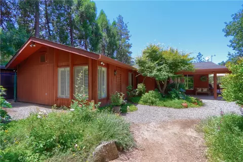 Exterior - 39670 Highview, Oakhurst, CA 93644 photo 13 of 20