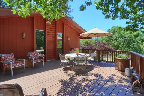 Exterior - 39670 Highview, Oakhurst, CA 93644 photo 6 of 20