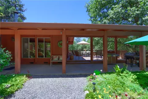 Exterior - 39670 Highview, Oakhurst, CA 93644 photo 3 of 20