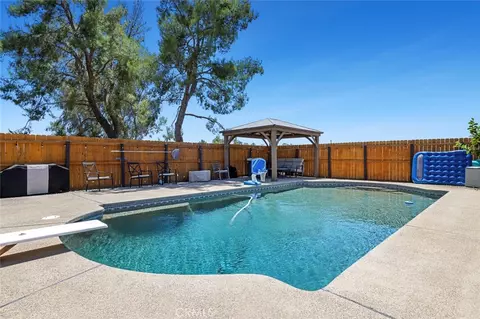 Exterior - 17421 Mark Rd, Madera, CA 93636 photo 4 of 7