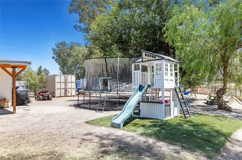 Exterior - 17421 Mark Rd, Madera, CA 93636 photo 5 of 7