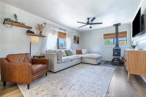 Living - 17421 Mark Rd, Madera, CA 93636 photo 2 of 2
