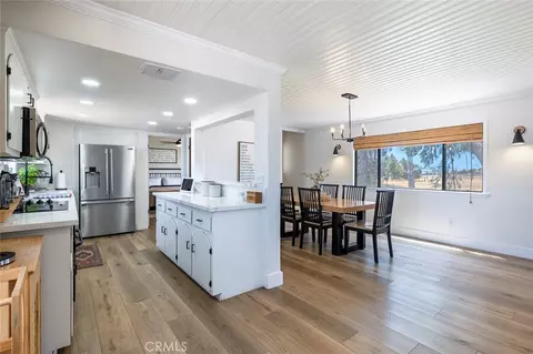 Dining - 17421 Mark Rd, Madera, CA 93636 photo 1 of 3