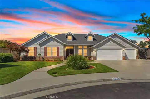 1995 Bergren Ct, Kingsburg, CA 93631
