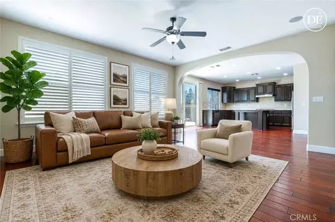 Living - 1135 N Whittier Ave, Clovis, CA 93611 photo 11 of 18