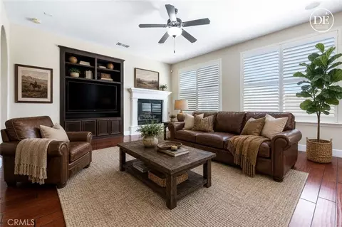 Living - 1135 N Whittier Ave, Clovis, CA 93611 photo 9 of 18
