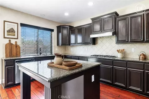 Kitchen - 1135 N Whittier Ave, Clovis, CA 93611 photo 1 of 4