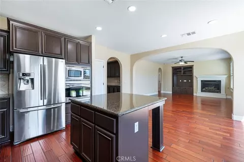 Living - 1135 N Whittier Ave, Clovis, CA 93611 photo 17 of 18
