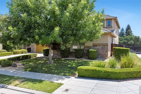 Exterior - 1135 N Whittier Ave, Clovis, CA 93611 photo 8 of 8