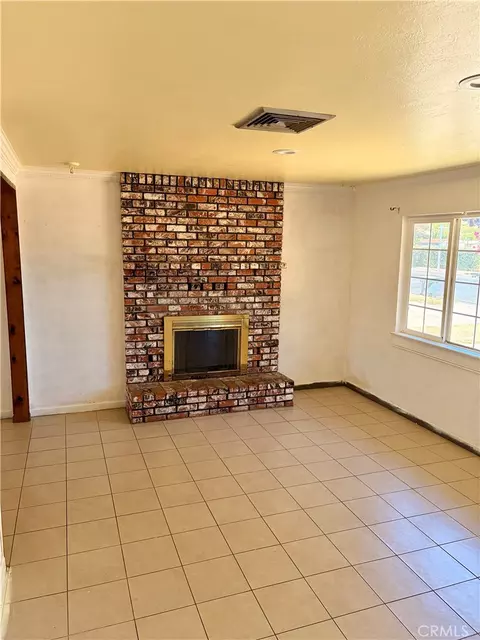 Living - 2581 E Gerard, Merced, CA 95341 photo 2 of 2