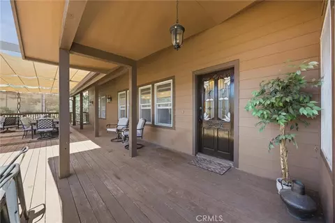 Exterior - 20205 Old Town Rd, Tehachapi, CA 93561 photo 3 of 19