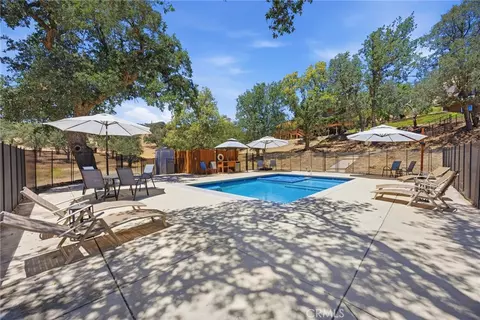 Exterior - 20205 Old Town Rd, Tehachapi, CA 93561 photo 15 of 19