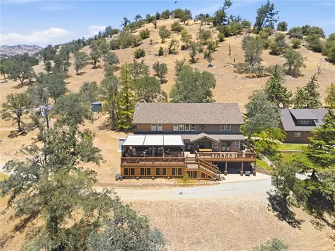 Other - 20205 Old Town Rd, Tehachapi, CA 93561 photo 2 of 15