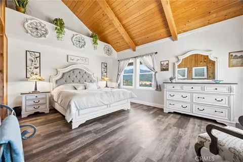 Bedroom - 20205 Old Town Rd, Tehachapi, CA 93561 photo 1 of 10