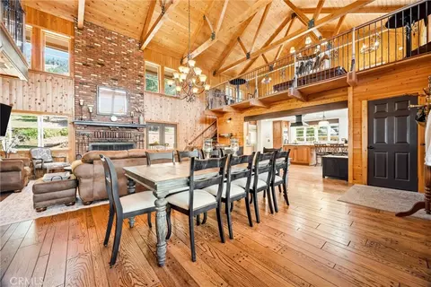 Dining - 20205 Old Town Rd, Tehachapi, CA 93561 photo 2 of 2