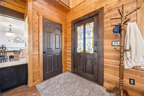 Entry Way - 20205 Old Town Rd, Tehachapi, CA 93561 photo 1 of 5
