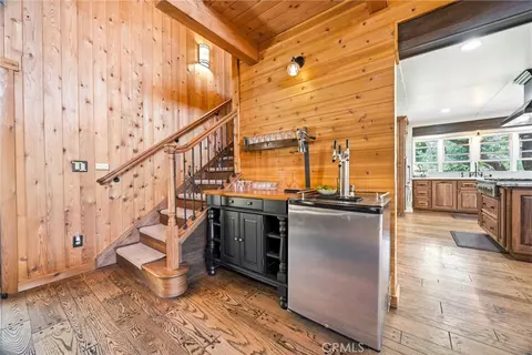 Entry Way - 20205 Old Town Rd, Tehachapi, CA 93561 photo 2 of 5