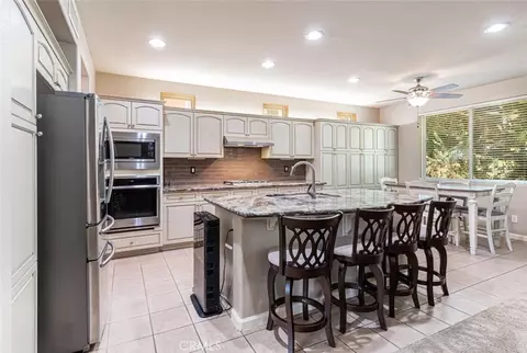 Kitchen - 4683 N Arrow Rdg, Clovis, CA 93619 photo 1 of 6
