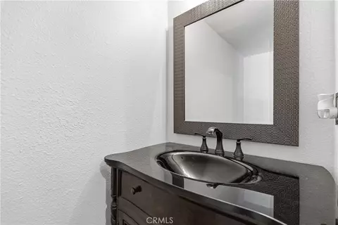 Bath - 470 Edwards, Winters, CA 95694 photo 1 of 5