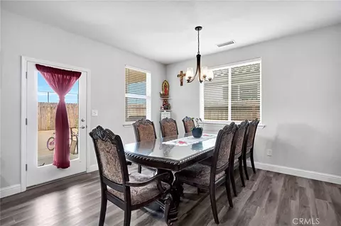 Dining - 1121 Wasatch, Madera, CA 93638 photo 1 of 2