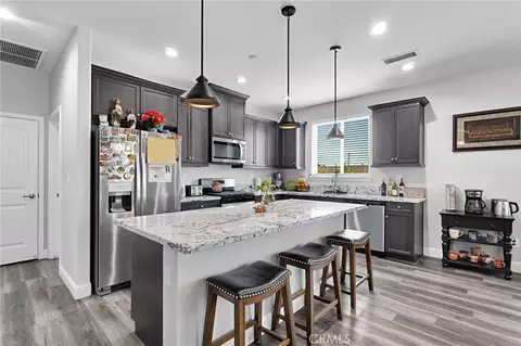 Kitchen - 1121 Wasatch, Madera, CA 93638 photo 2 of 5
