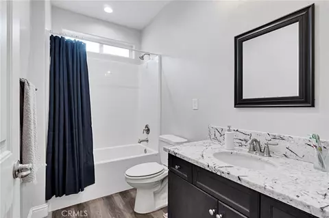 Bath - 1121 Wasatch, Madera, CA 93638 photo 1 of 2