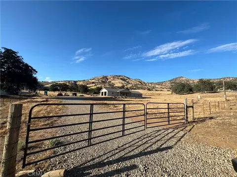 8058 Monreal Dr, Sanger, CA 93657 photo 7