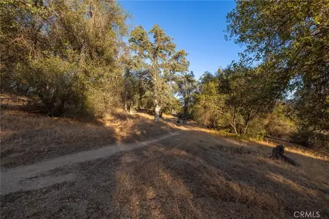 1 Junction Dr, Oakhurst, CA 93644 photo 8