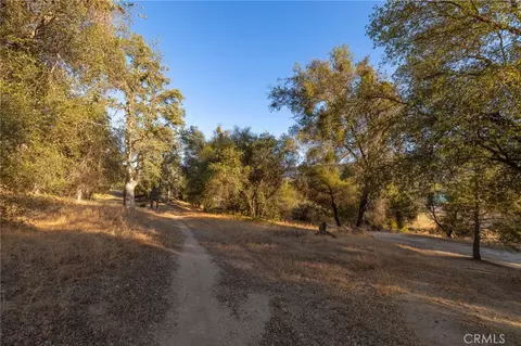 1 Junction Dr, Oakhurst, CA 93644 photo 9