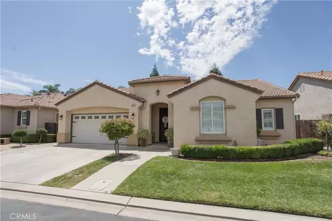 2675 E Rockingham Ct, Fresno, CA 93720