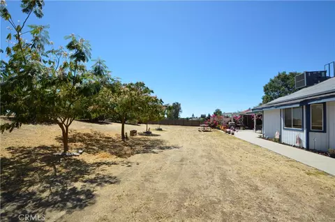 Exterior - 29710 Avenue 22, Madera, CA 93638 photo 10 of 21