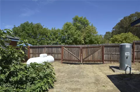 Exterior - 29710 Avenue 22, Madera, CA 93638 photo 7 of 21
