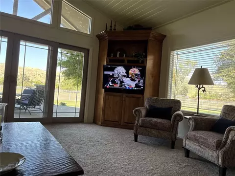 Living - 31255 Palm Dr, Exeter, CA 93221 photo 1 of 3