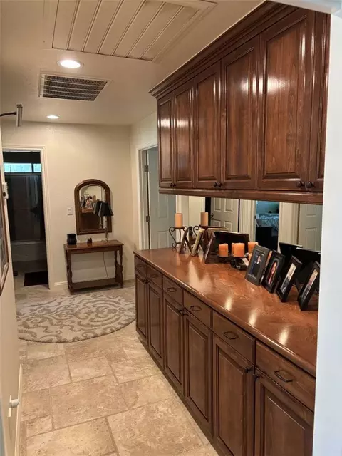 Entry Way - 31255 Palm Dr, Exeter, CA 93221 photo 2 of 2
