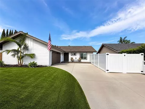 24321 Encorvado Ln, Mission Viejo, CA 92691