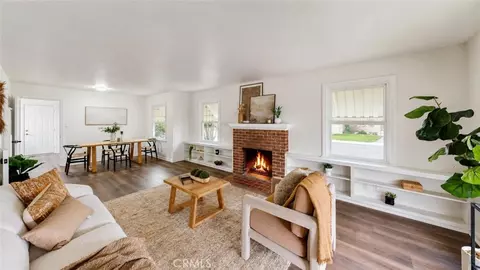 Living - 929 Capistrano, Salinas, CA 93901 photo 4 of 6