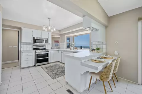 Kitchen - 534 Pacific, Cayucos, CA 93430 photo 1 of 4