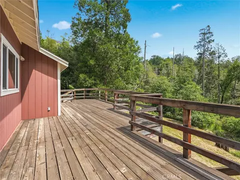 Exterior - 60036 Cascadel Dr S, North Fork, CA 93643 photo 5 of 19