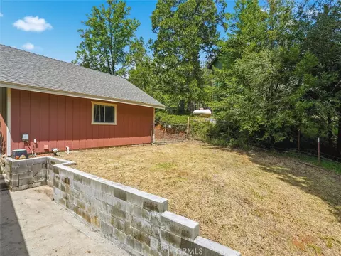 Exterior - 60036 Cascadel Dr S, North Fork, CA 93643 photo 13 of 19